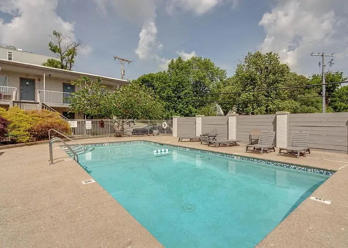 Berry Hill Urban Oasis - By 12 South & Vanderbilt