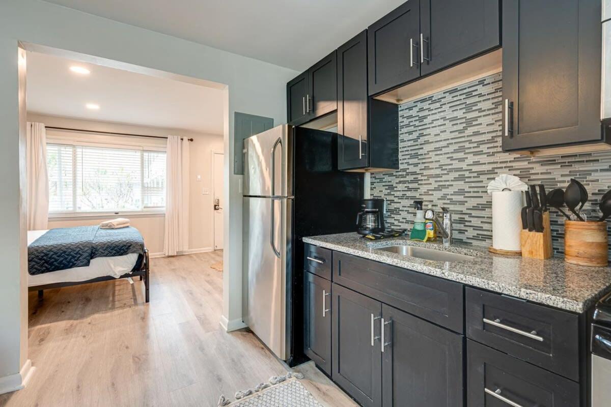 Berry Hill Urban Oasis - By 12 South & Vanderbilt Apartment